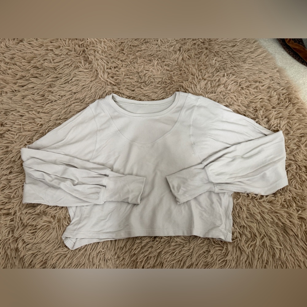 Lululemon NWT La Relaxed Crop Puff LS Size 6